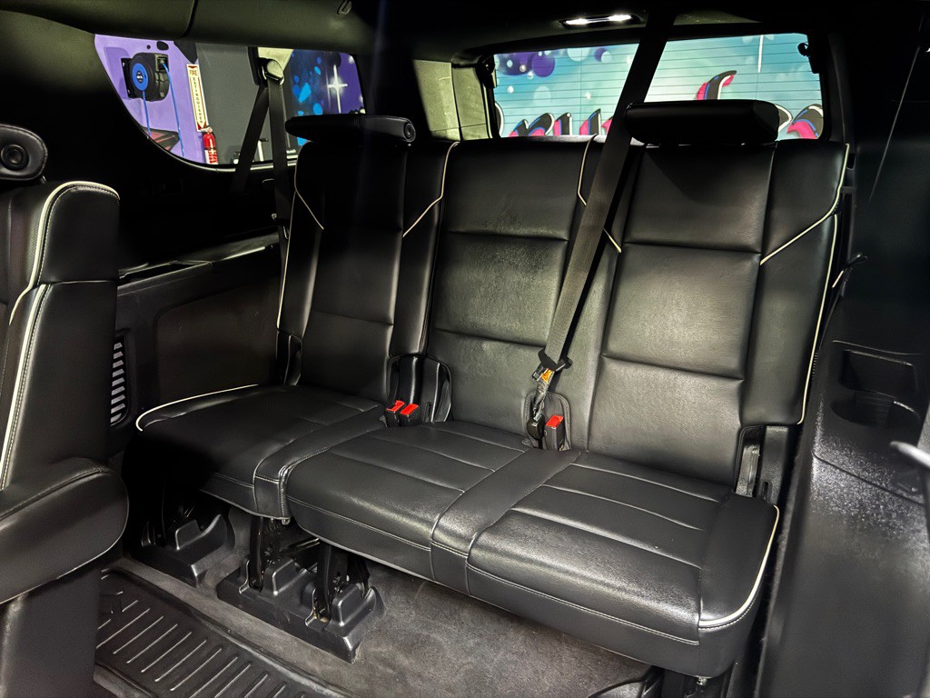 2023 Cadillac Escalade Image 16