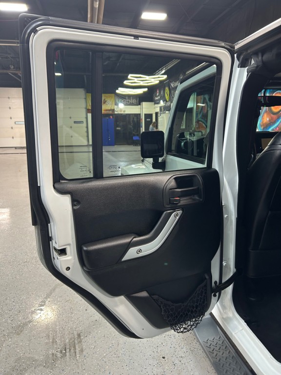 2013 Jeep Wrangler Unlimited Image 15