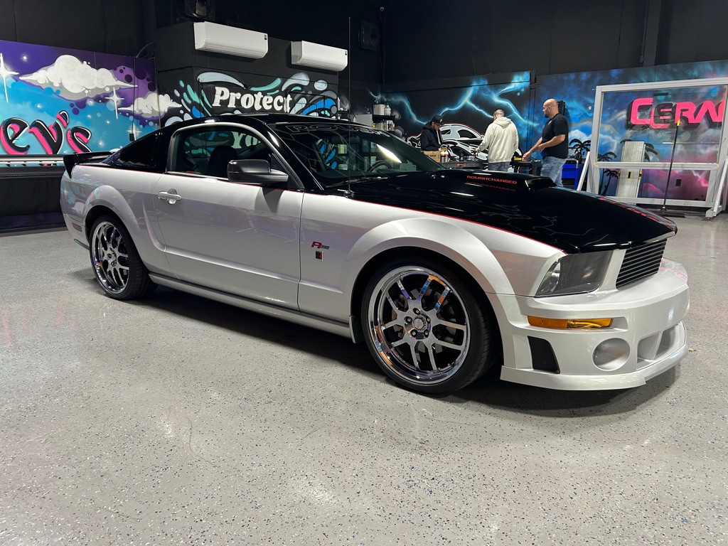 2009 Ford Mustang Image 8