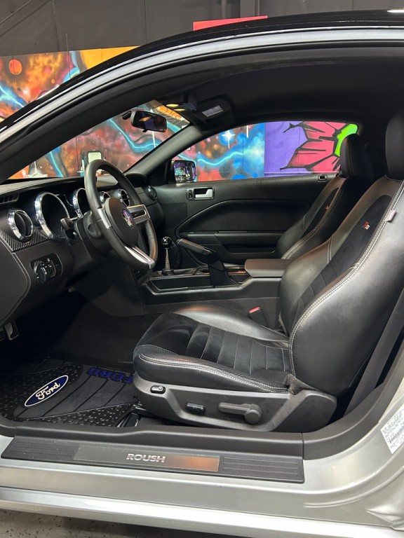 2009 Ford Mustang Image 14