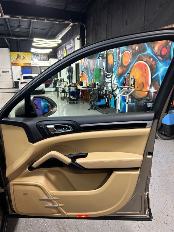 2016 Porsche Cayenne Image 11