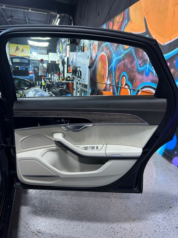 2021 Audi A8 Image 15