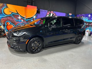 Image for 2023 Chrysler Pacifica Hybrid Limited ID: 7022541