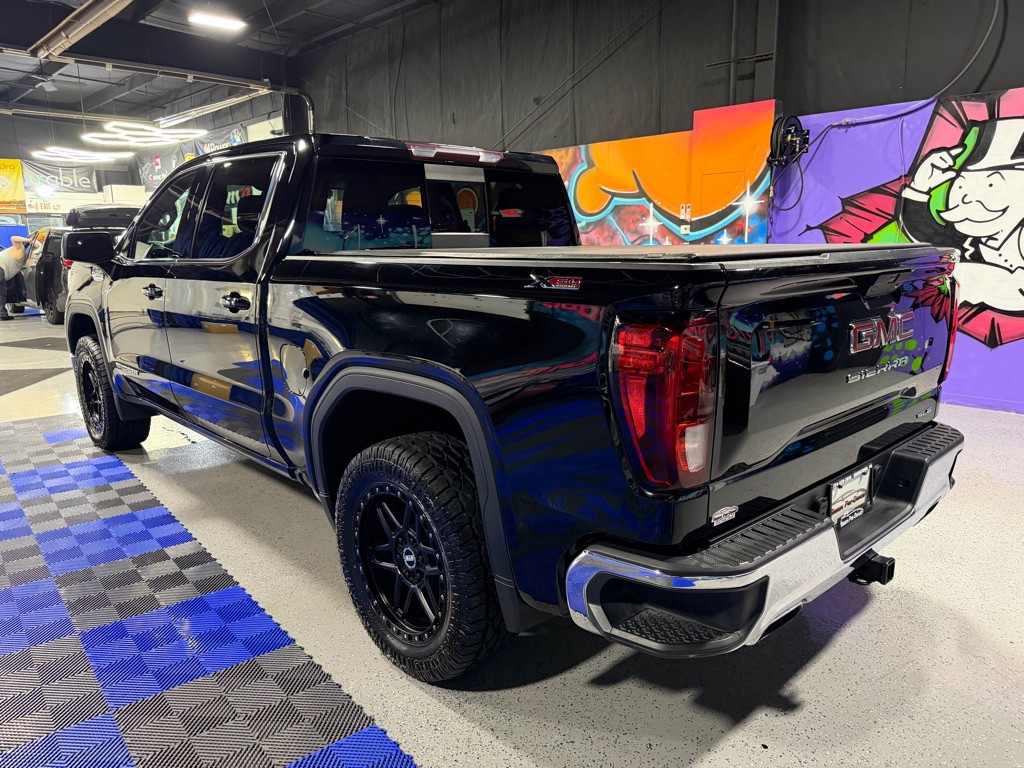 2021 GMC Sierra Image 3