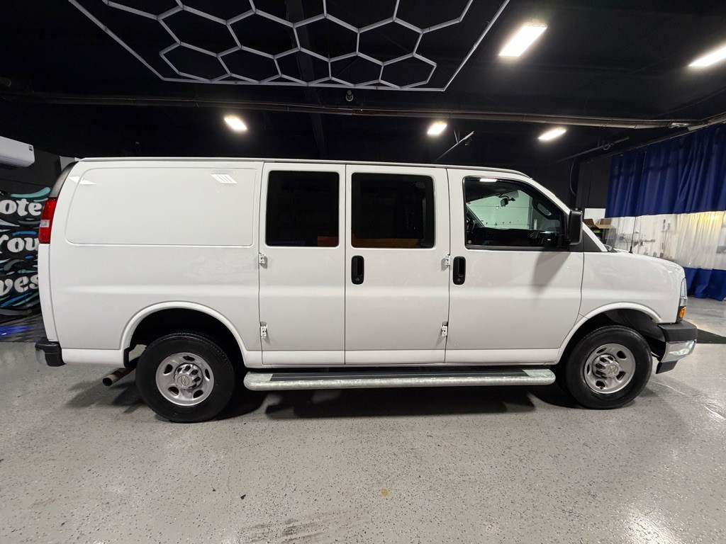 2024 Chevrolet Express Image 8