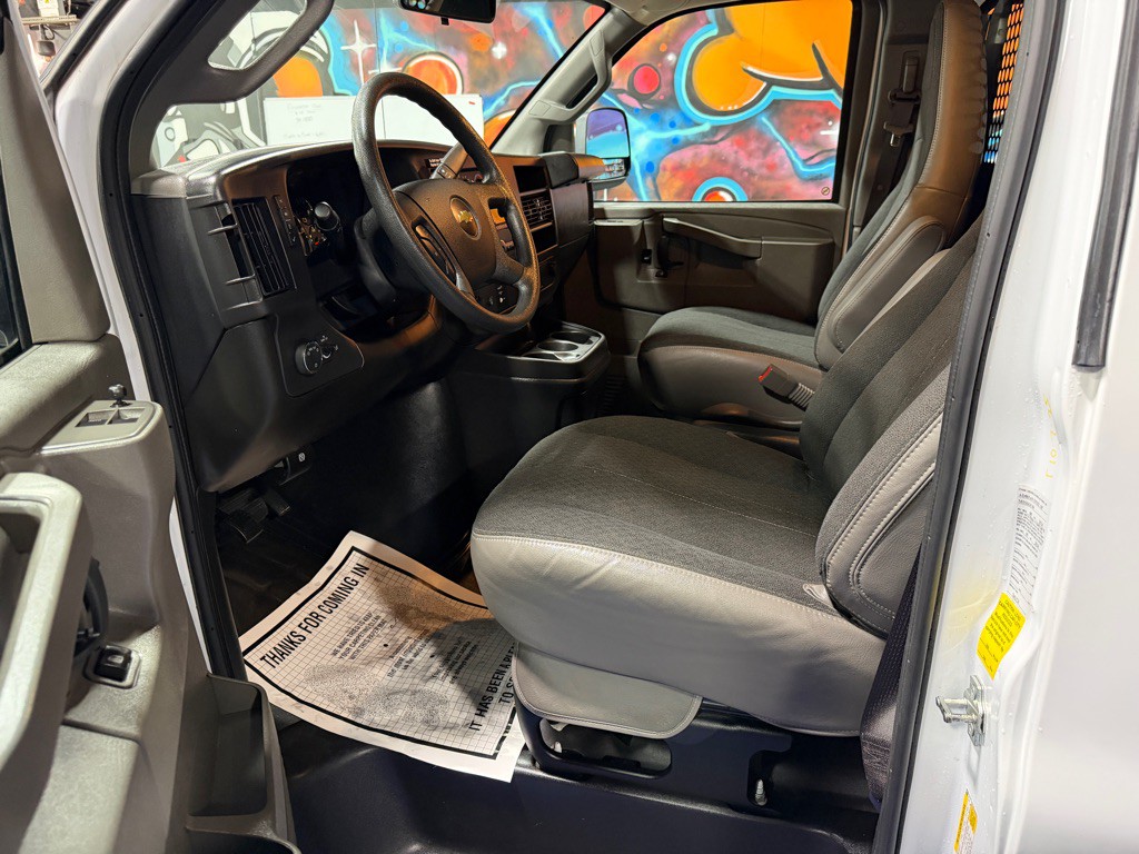 2024 Chevrolet Express Image 10