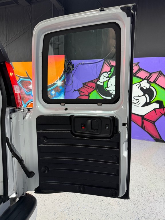 2024 Chevrolet Express Image 16