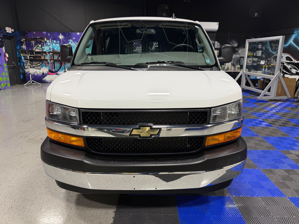 2024 Chevrolet Express Image 3