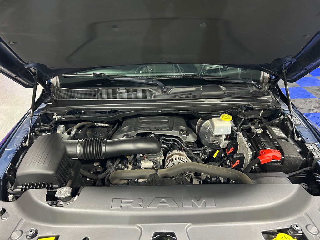 2021 RAM 1500 Image 9