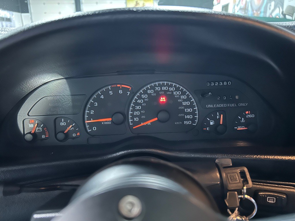 1994 Chevrolet Camaro Image 17