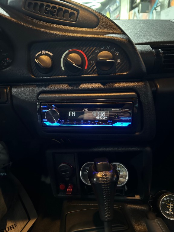 1994 Chevrolet Camaro Image 18