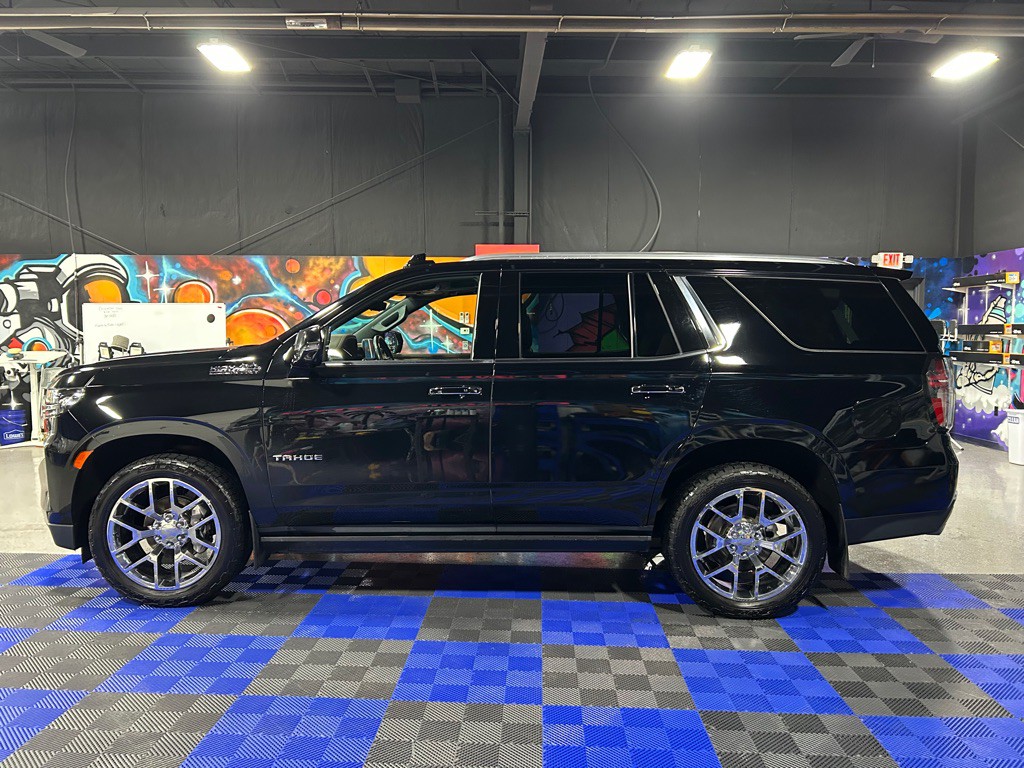 2023 Chevrolet Tahoe Image 2