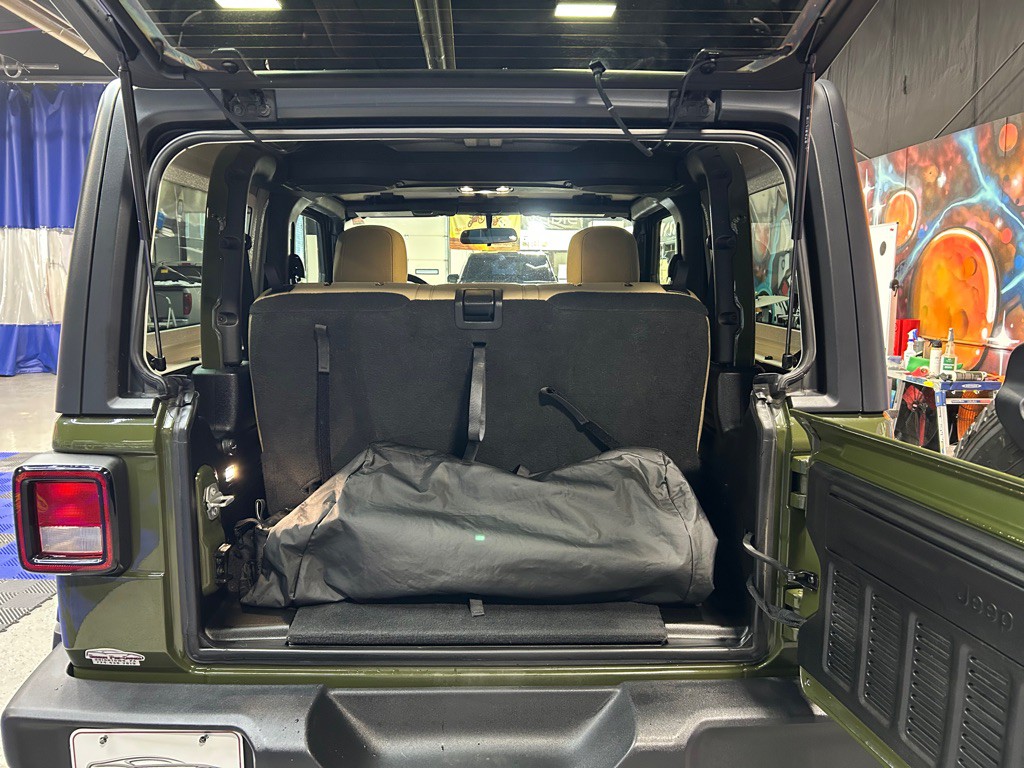 2021 Jeep Wrangler Image 10