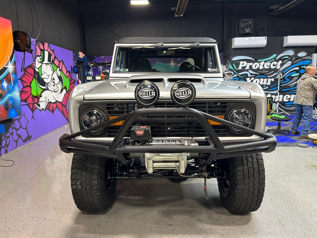 1971 Ford Bronco Image 2