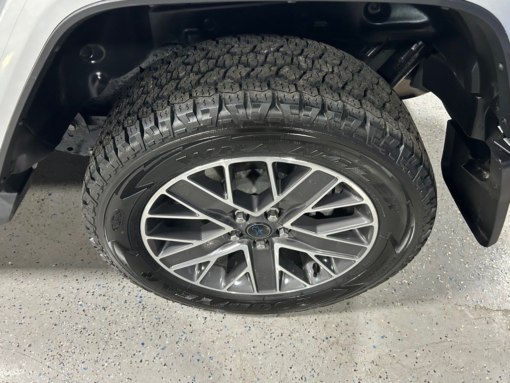 2024 Jeep Wrangler Image 12