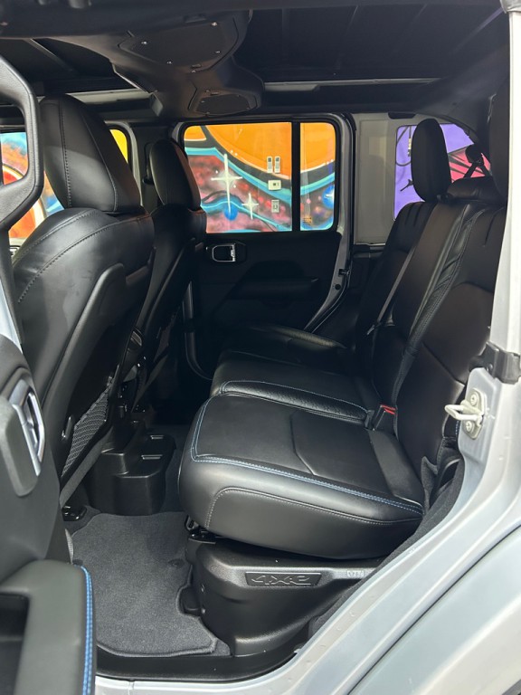 2024 Jeep Wrangler Image 17