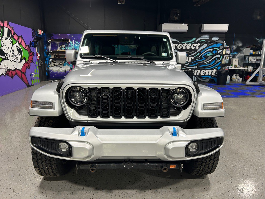 2024 Jeep Wrangler Image 3