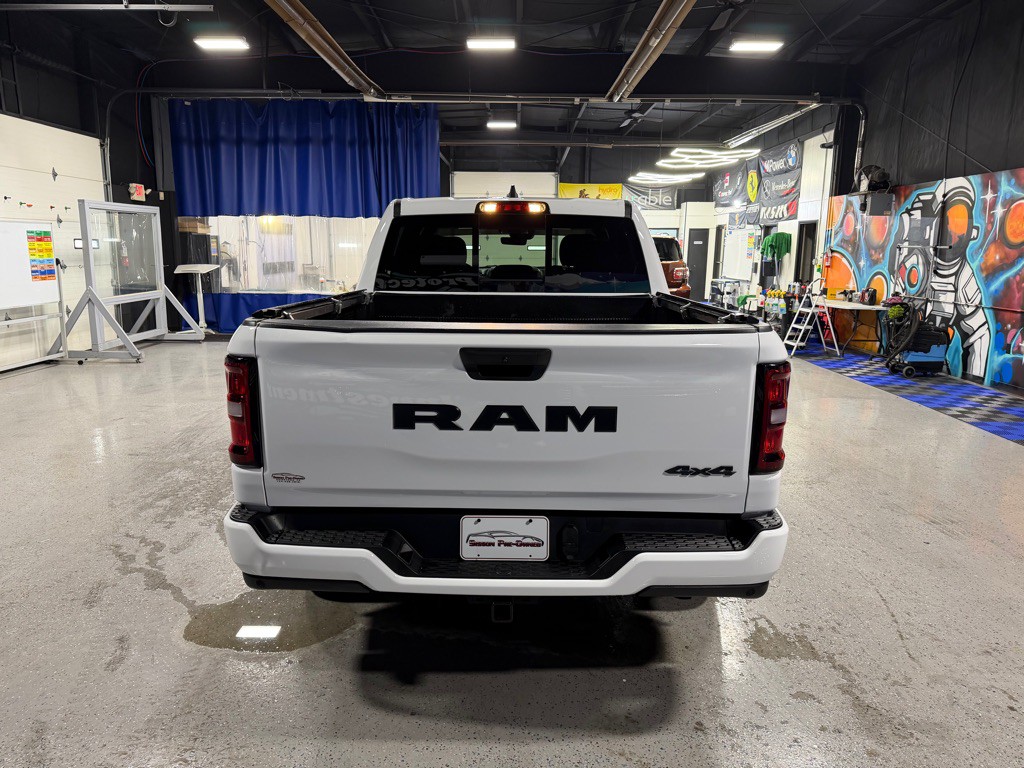 2025 RAM 1500 Image 3