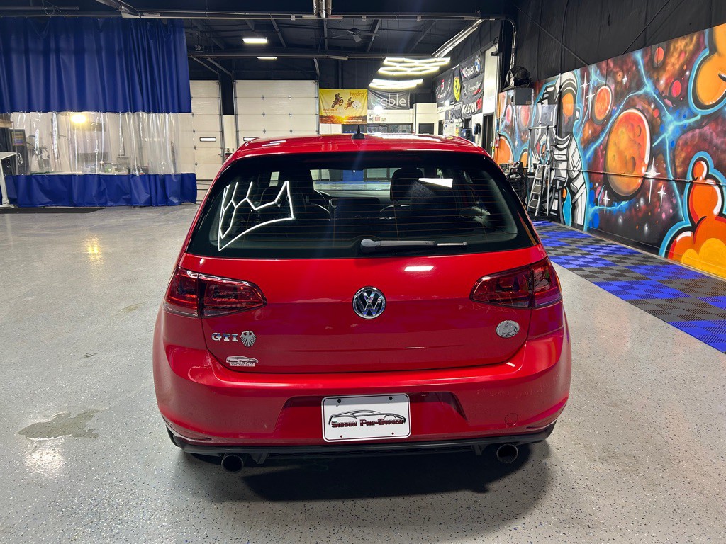 2015 Volkswagen GTI Image 5