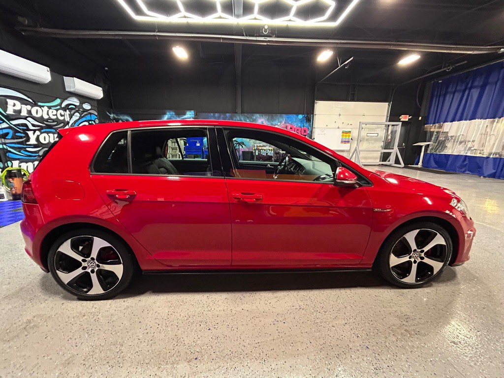 2015 Volkswagen GTI Image 7