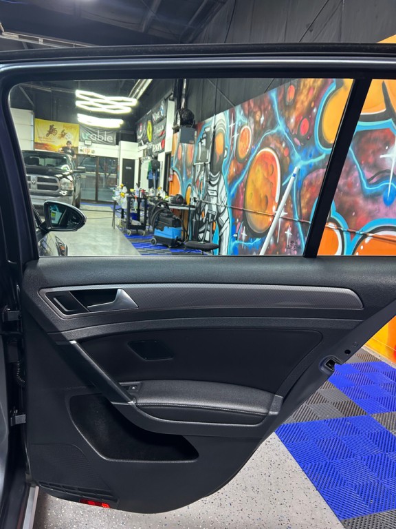 2018 Volkswagen Golf Image 12