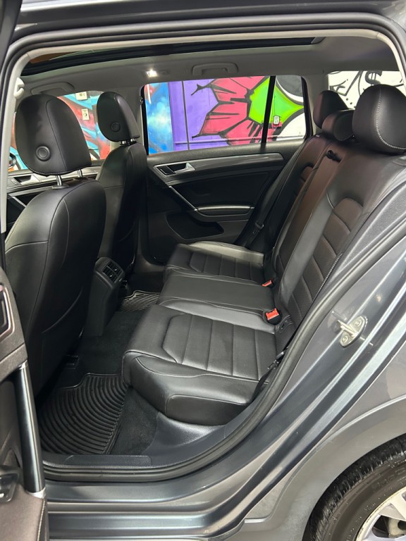 2018 Volkswagen Golf Image 13