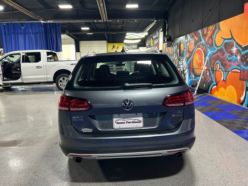 2018 Volkswagen Golf Image 21