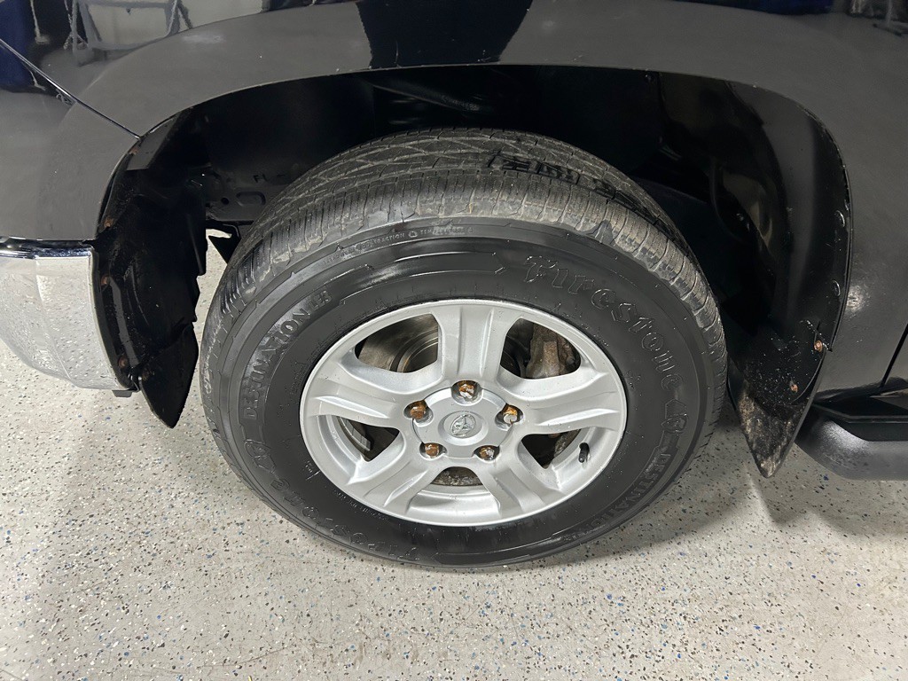 2017 Toyota Tundra Image 9