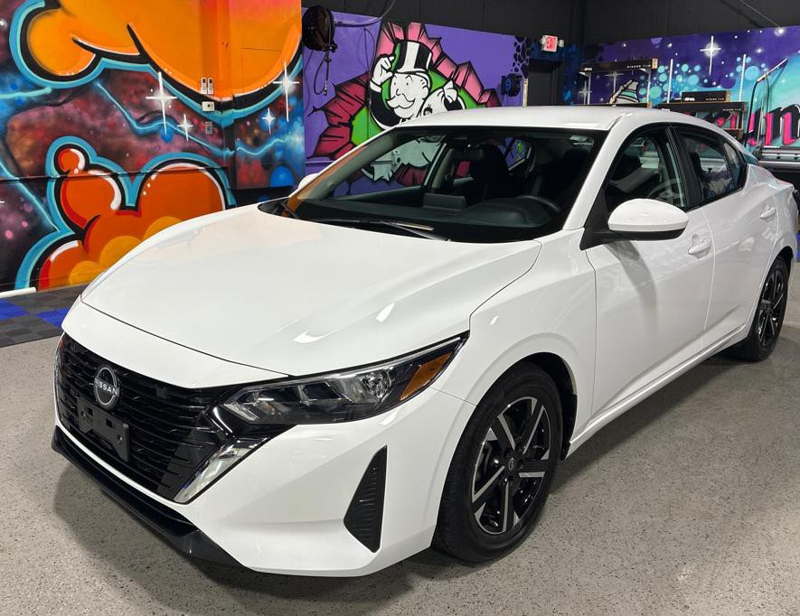 2025 Nissan Sentra Image 1