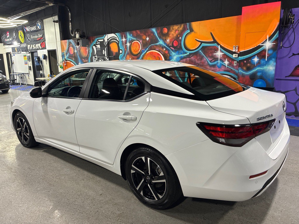2025 Nissan Sentra Image 3