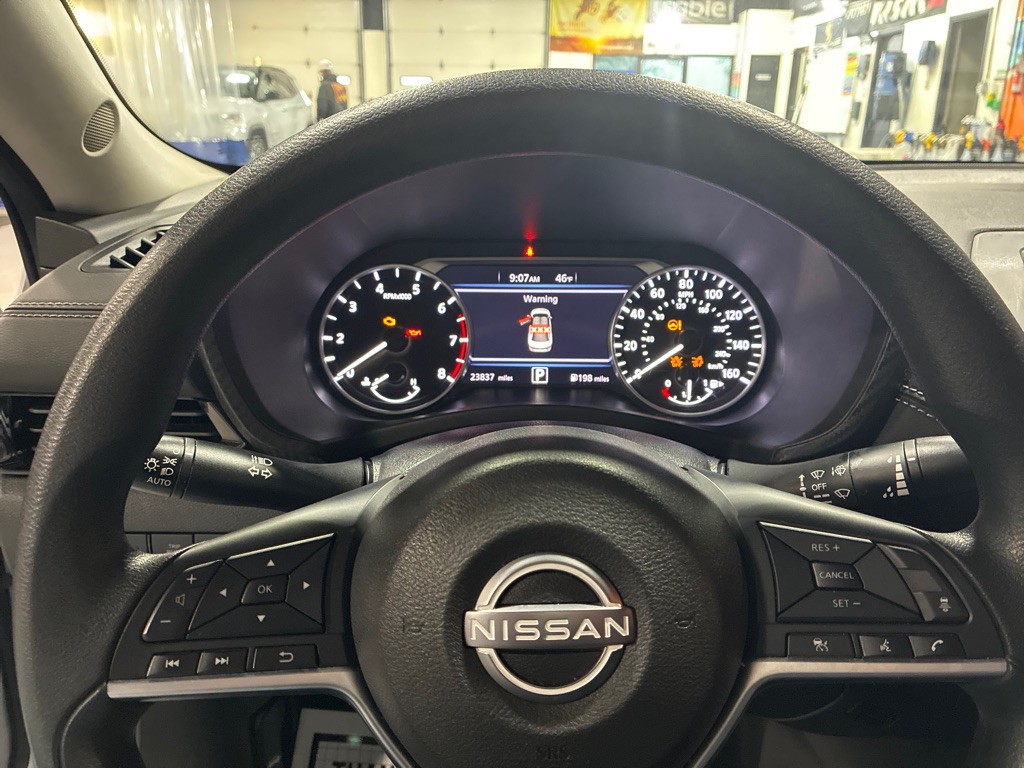 2025 Nissan Sentra Image 14