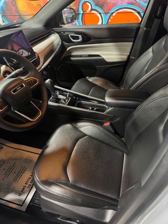 2025 Jeep Compass Image 8