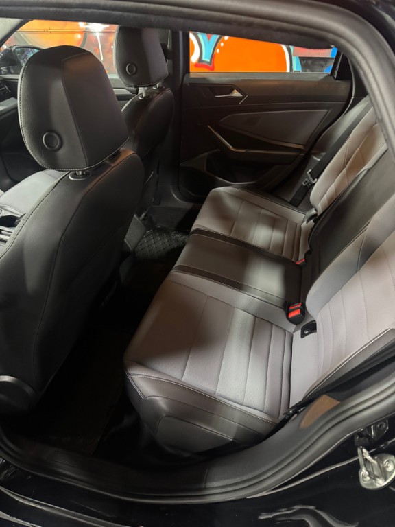 2025 Volkswagen Jetta Image 10