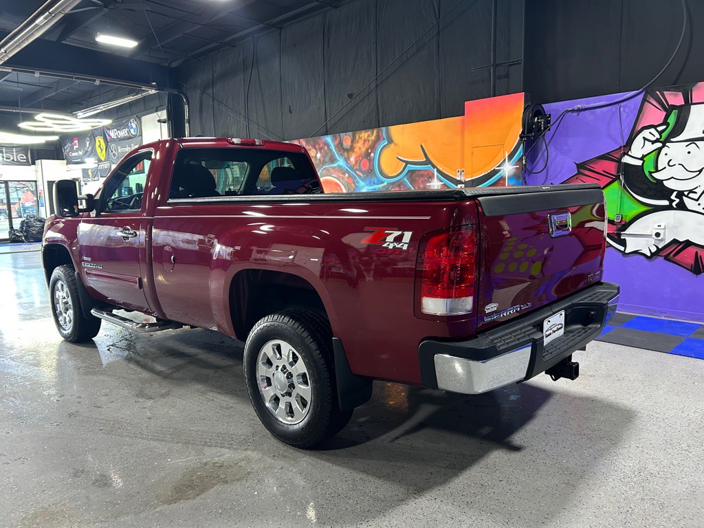 2007 GMC Sierra 2500 Image 4