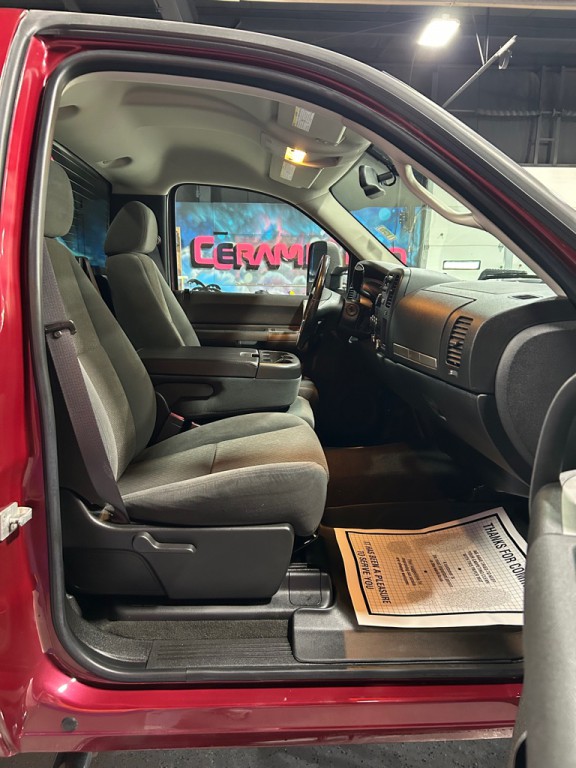 2007 GMC Sierra 2500 Image 13