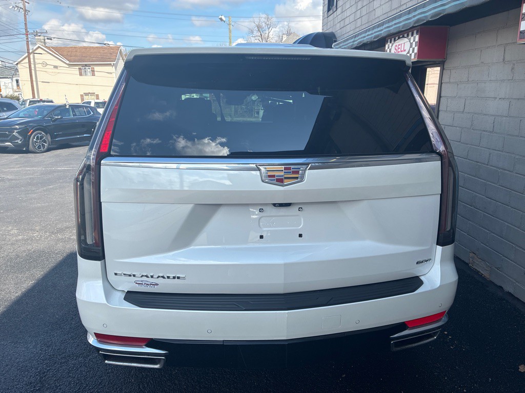 2022 Cadillac Escalade Image 6