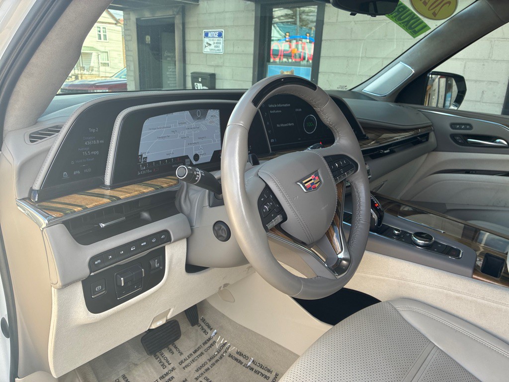 2022 Cadillac Escalade Image 12