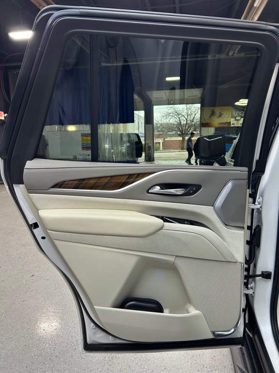 2022 Cadillac Escalade Image 15