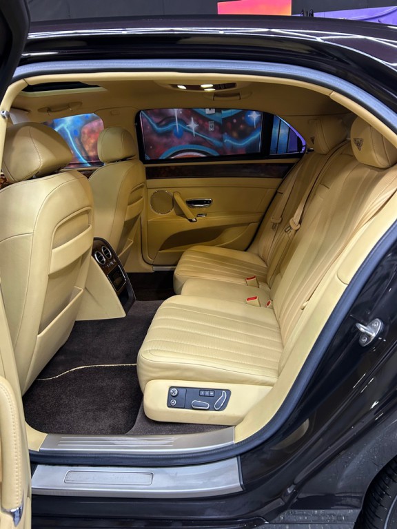 2014 Bentley Flying Spur Image 14