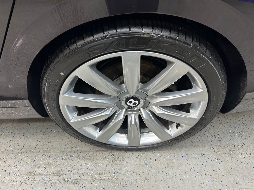 2014 Bentley Flying Spur Image 15