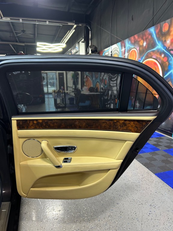 2014 Bentley Flying Spur Image 16