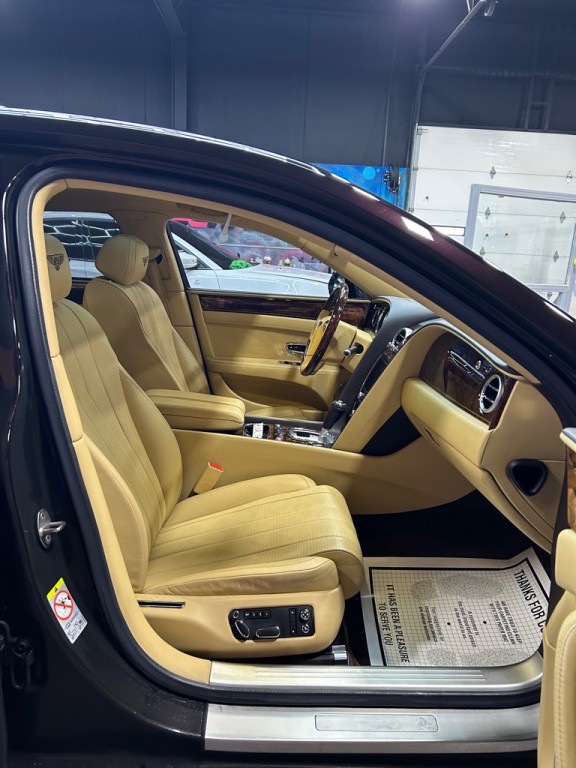 2014 Bentley Flying Spur Image 19