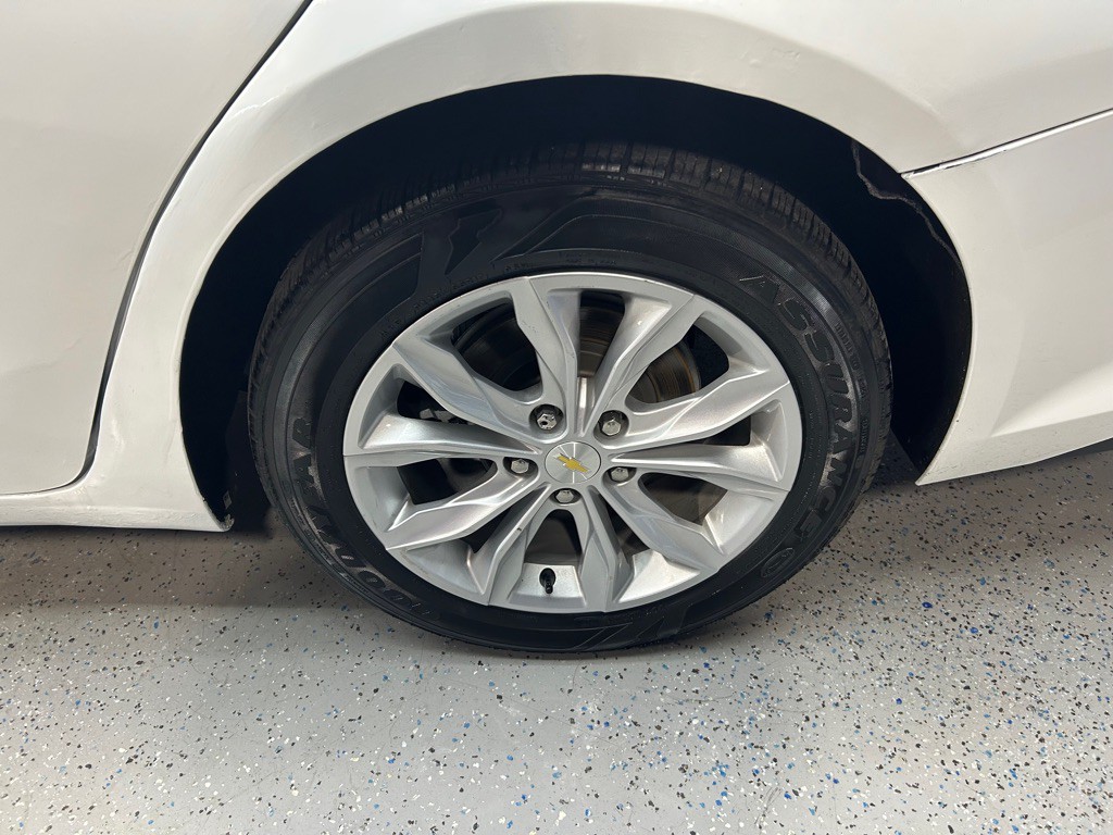 2024 Chevrolet Malibu Image 9