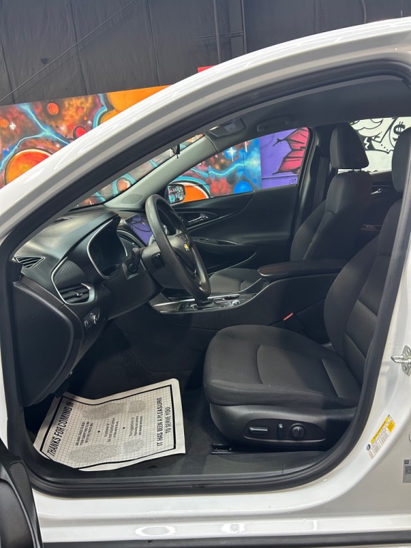 2024 Chevrolet Malibu Image 22