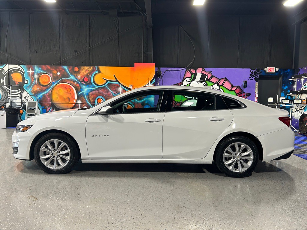 2024 Chevrolet Malibu Image 2
