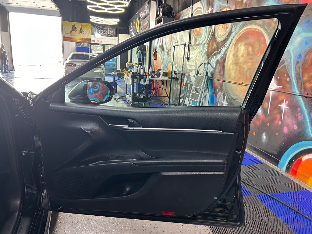 2023 Toyota Camry Image 18