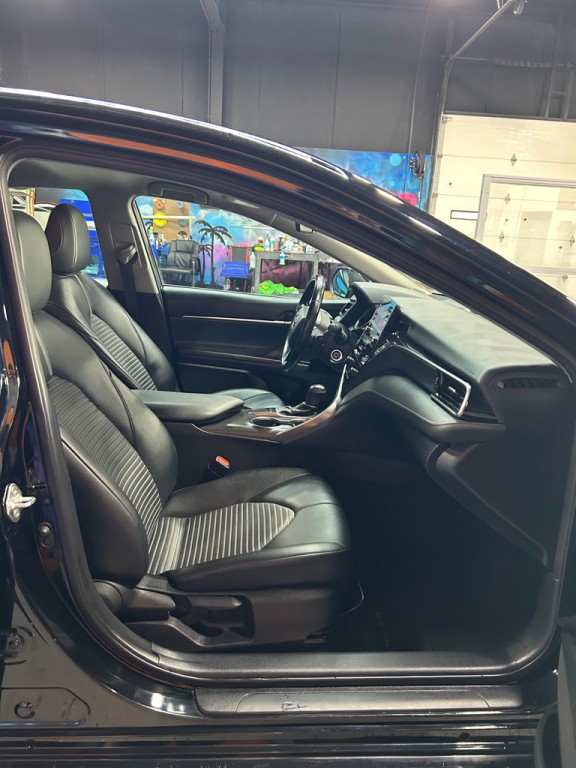 2023 Toyota Camry Image 19