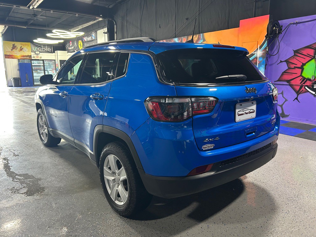 2022 Jeep Compass Image 3