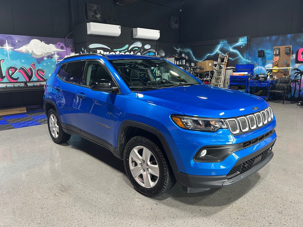 2022 Jeep Compass Image 8
