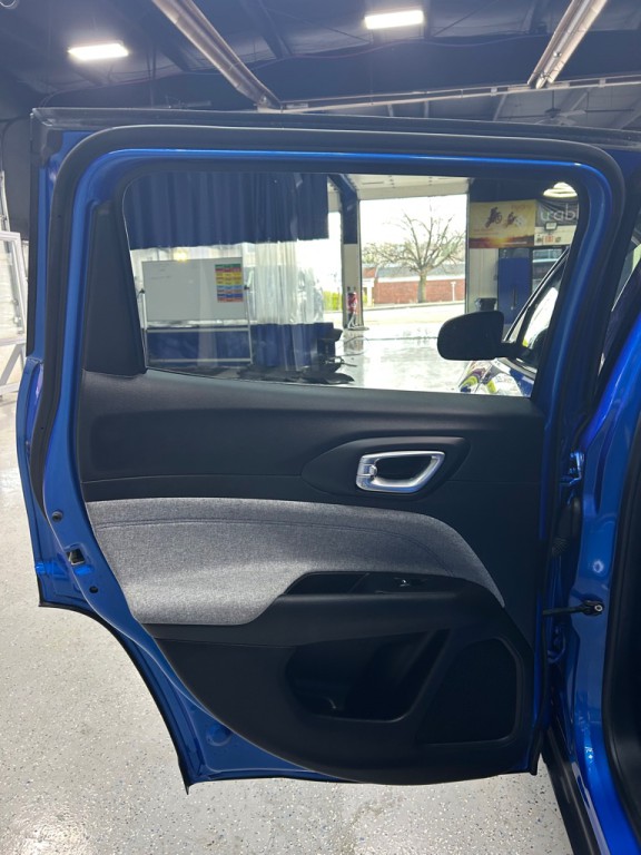 2022 Jeep Compass Image 14